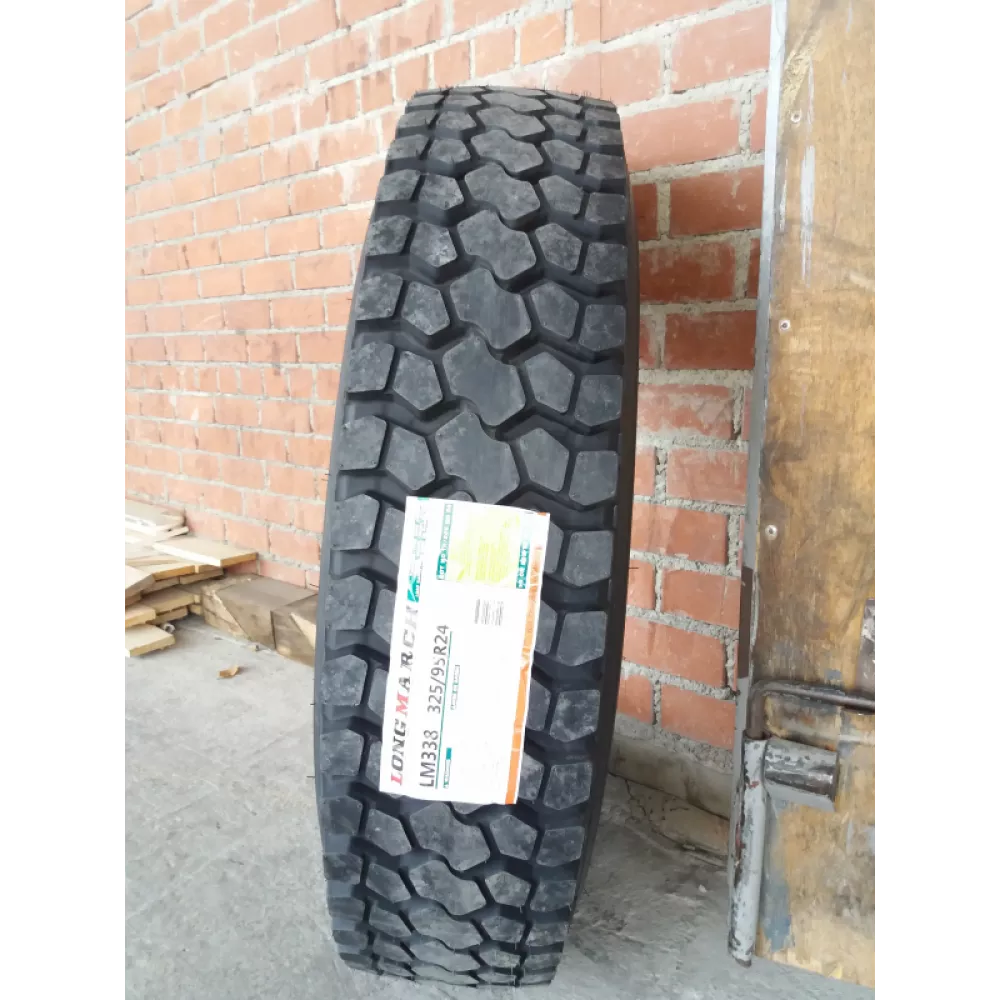 Грузовая шина 325/95 R24 Long March LM-338 22PR в Кудымкаре