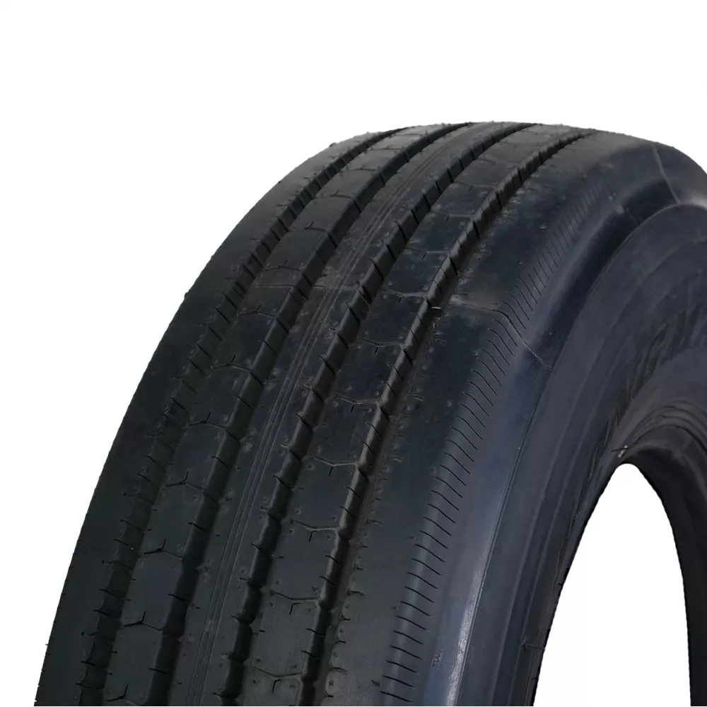 Грузовая шина 295/80 R22,5 Long March LM-216 18PR в Кудымкаре