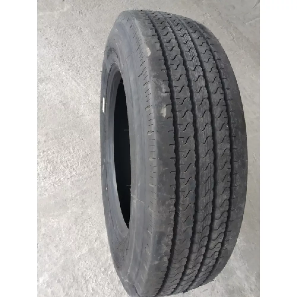 Грузовая шина 255/70 R22,5 Long March LM-120 16PR в Кудымкаре