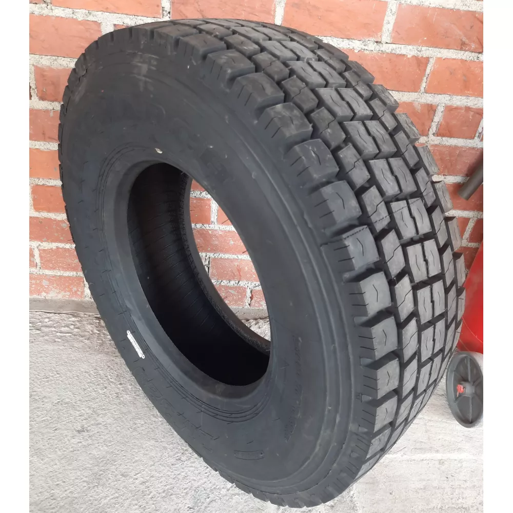 Грузовая шина 305/70 R19,5 Long March LM-329 18PR в Кудымкаре